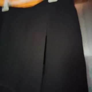 Falda negra con detalle trenzado