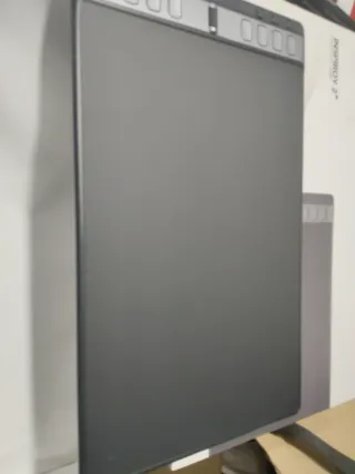 Tableta Gráfica Huion Inspiroy 2 L (Grande)