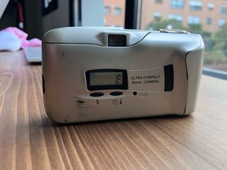 Olympus mju-II Cámara Analógica 35mm + caja