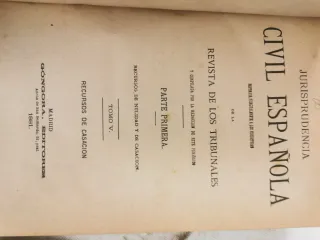 Tres libros derecho antiguos, jurisprudencia civil