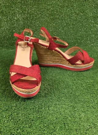 Sandalias tacón ancho rojas - Talla 39