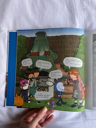 Pupi aprende inglés