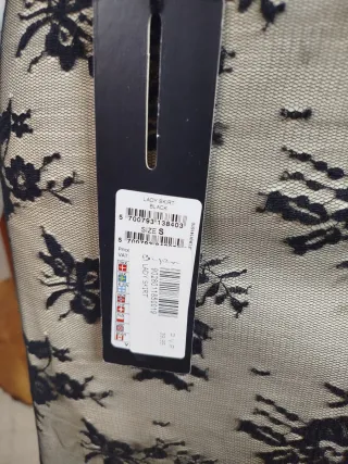 Falda larga encaje negro y beige