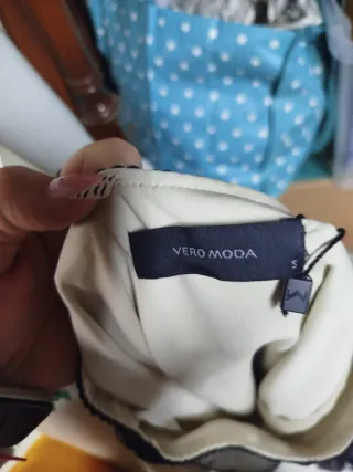 Falda larga encaje negro y beige