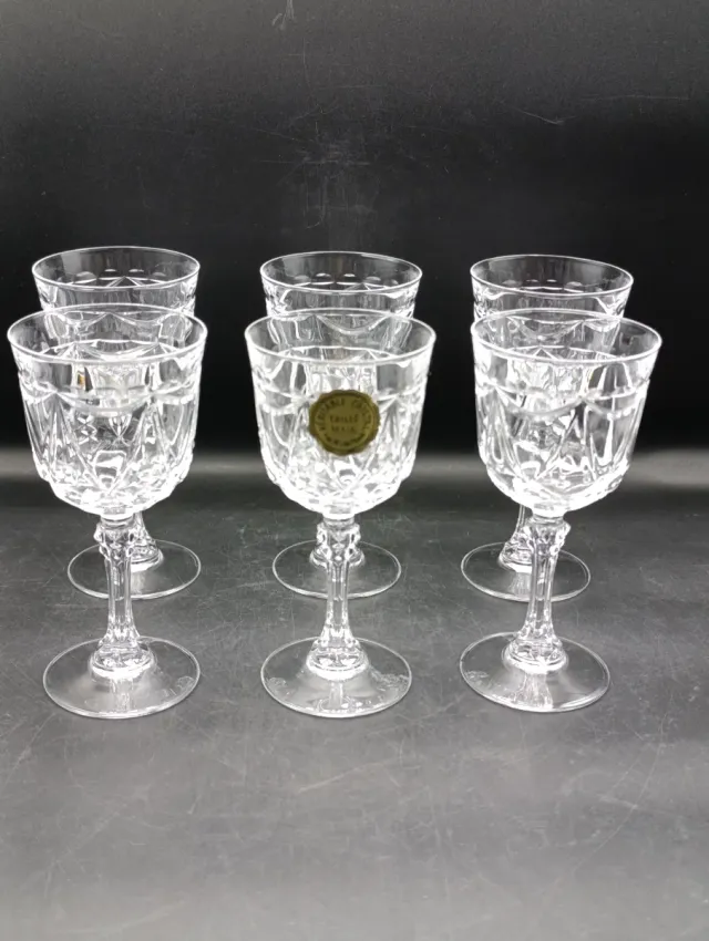 Juego copas vino cristal tallado
