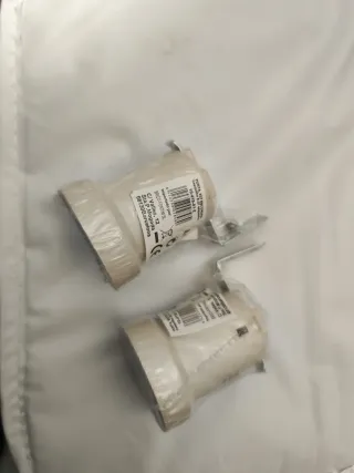 2 casquillos con soporte de escuadra