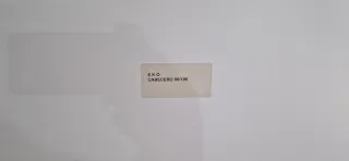 Cabecero de madera blanco con 2 tiras plateadas