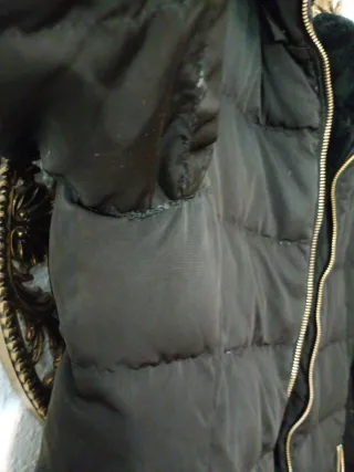 Chaqueta plumífero Zara Talla M con pelo