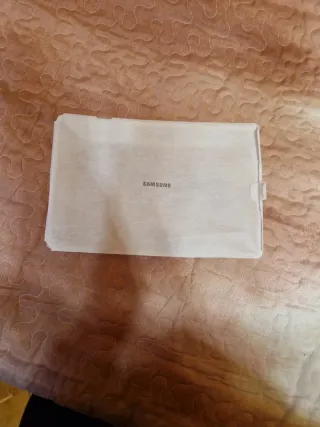 Samsung Galaxy Tab A8 con custodia