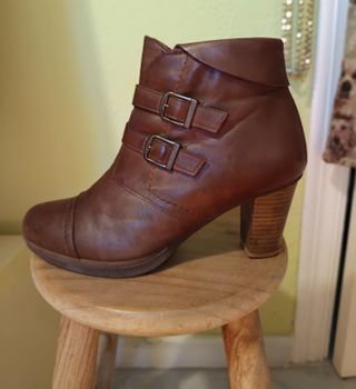 Botines color visón