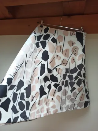 Falda H&M Richard Allan Estampada