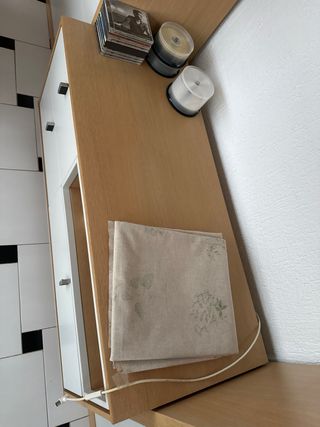 Mueble TV con ruedas