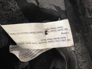 Giacca donna nera con fiori in rilievo