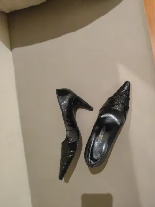 Zapatos de tacón negros