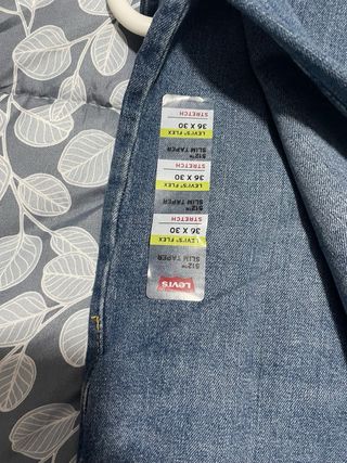 Pantalón Levis 512 Talla 36 americana