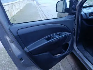 Opel combo 2015 falta reparar un inyector y embrag