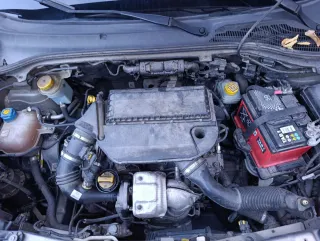 Opel combo 2015 falta reparar un inyector y embrag