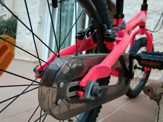 Bicicleta Monty 104 rosa fucsia con ruedines!