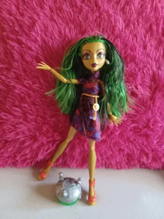 4 Muñecas Monster High