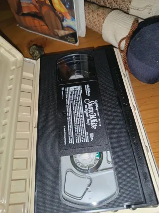 Lote 4 Películas Disney VHS (Español)