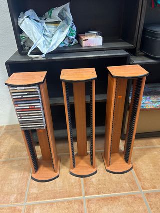 Estanterías para CDs de madera