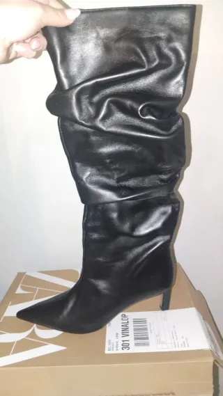 Botas altas Zara piel tacón 6 cm caña 49 cm