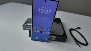 Samsung Galaxy Z Fold 6
