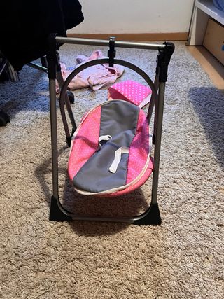 Cuna y trona para bebé