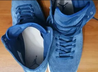 JORDAN RETRO ORIGINALES DE U.S.A TALLA 42.5