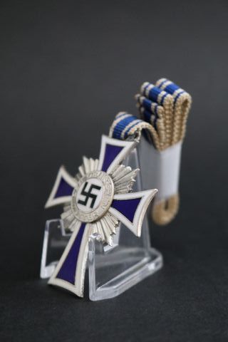 Medalla Cruz Honor de la Madre (plata) Alemania.