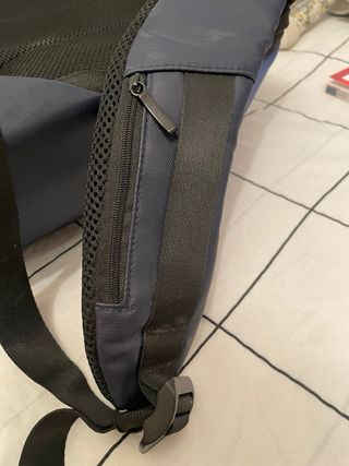 Mochila Antirrobo Trust Azul y Negra