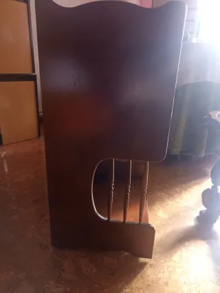 Mueble auxiliar de madera