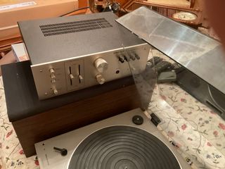 Tocadiscos H.H. Scott + Amplificador + 2 Altavoces