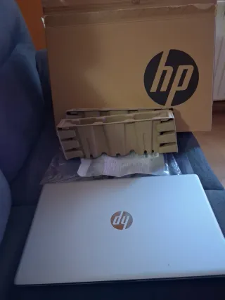 Ordenador portátil HP Plata