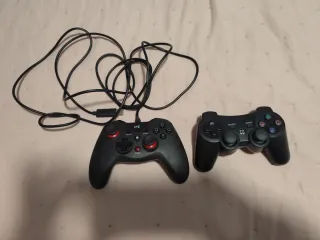 Consola Sony PS3 Negra + Mandos + Juegos