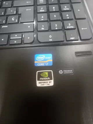 HP Portátil i7  1TB 6GB RAM