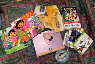 Lote Juguetes Dora, Juego Operación, Libros