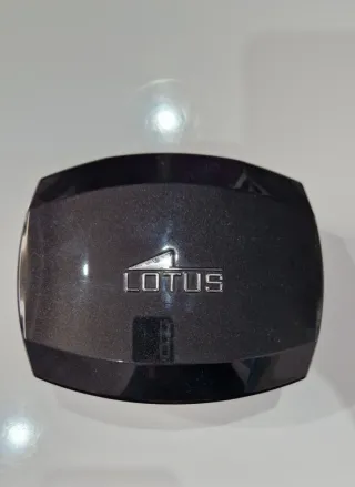 Elegante Reloj Lotus Hombre Púrpura