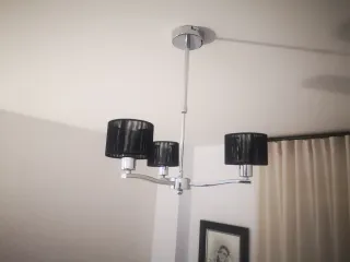 Lámparas moderna salón negra y plateada