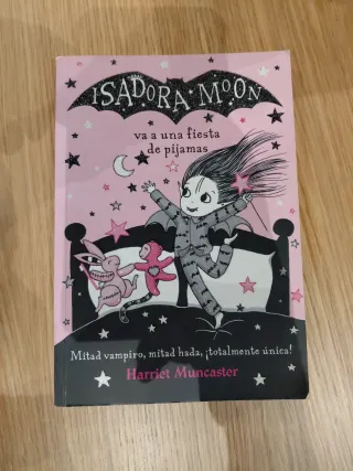Isadora Moon va a una fiesta de pijamas / Isado...