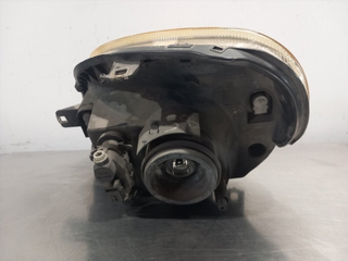 FARO DERECHO RENAULT TRAFIC II FURGÓN M9R 8200701