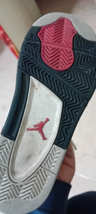 sneakers bambino numero 33