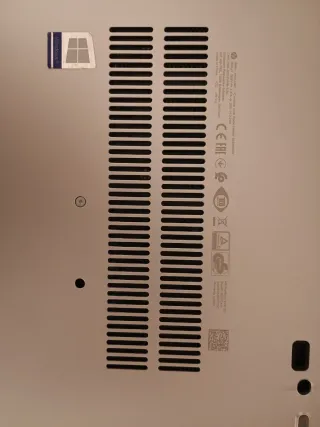 Portátil HP Plata con Cargador