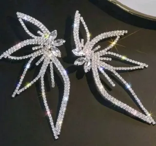 pendientes de fiesta o boda