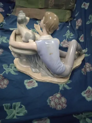 FIGURA PORCELANA AÑOS 70 MARCA NAO BY LLADRÓ