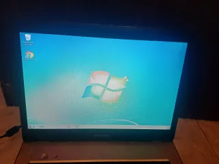 Vendo Ordenado antiguo Samsung