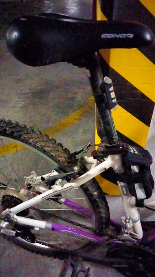 Bicicleta Morada Talla S Ruedas 26