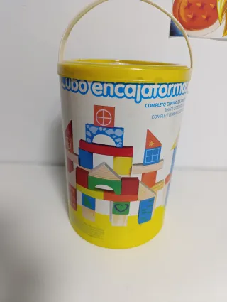 Cubo encajable de formas