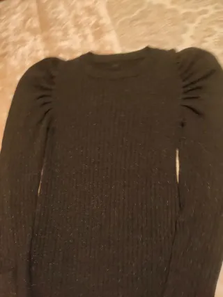 Vestido de punto negro con brillos