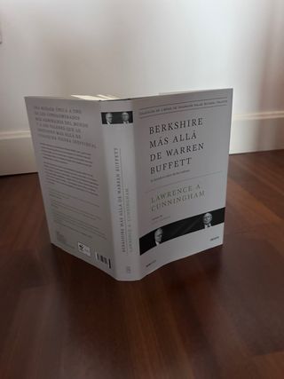 BERKSHIRE MÁS ALLÁ DE WARREN BUFFETT El duradero v